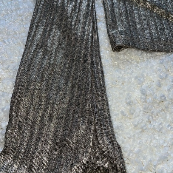 One shoulder top - Picture 4 of 4